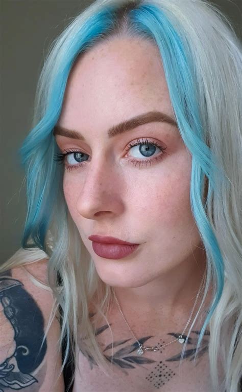 Blue eyed and freckled 💙 | Scrolller