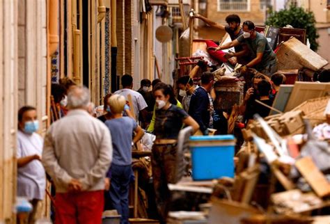spain hit  deadliest floods  decades heres    cnn