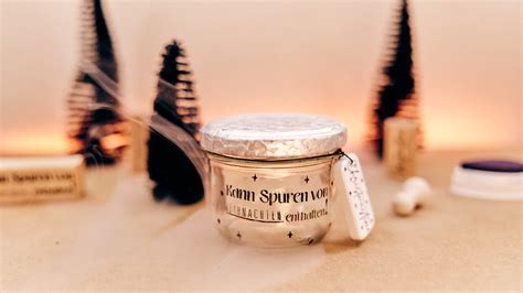 Aufbewahrungsglas mit Acryldeckel und ‚Kann Spuren von Weihnachten