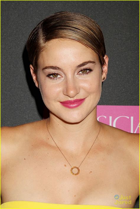 Shailene Woodley Shines Bright at 'The Fault in Our Stars' NYC Premiere ...