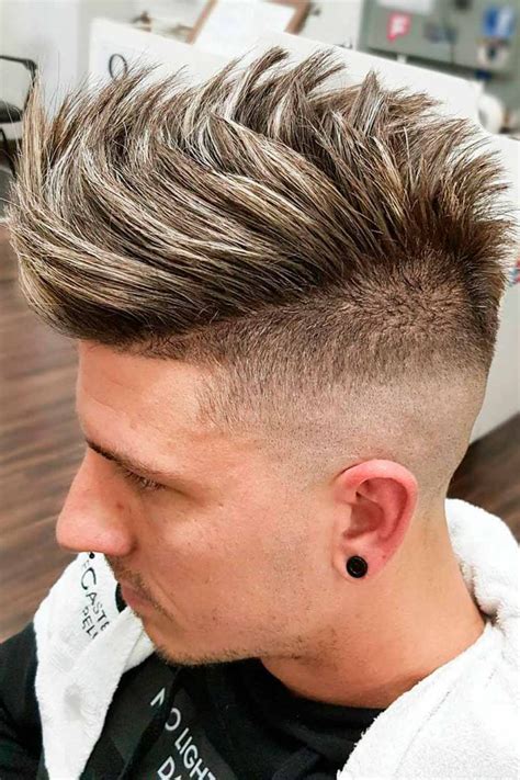 15 Frosted Tips Hairstyles For a Trendy Makeover