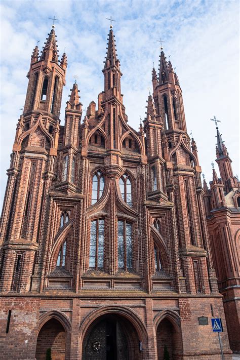 History, art and architecture in Vilnius, Lithuania - Desirée travels