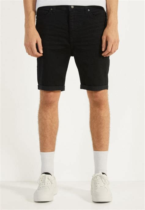 Шорты джинсовые Bershka купить за 2 285 р IX001XM006G5 в магазине OLIRE