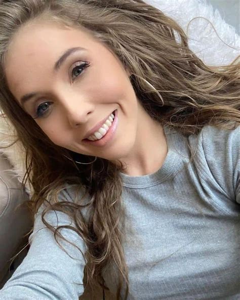 Actress Lena Paul Husband, Boyfriend, Married, Net Worth, Wiki, Bio,