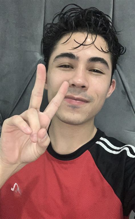 22 yo bottom : r/GaySnapchatShare