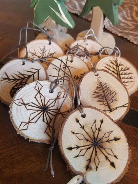 12 Rustic Wood Christmas Tree Ornaments - Etsy