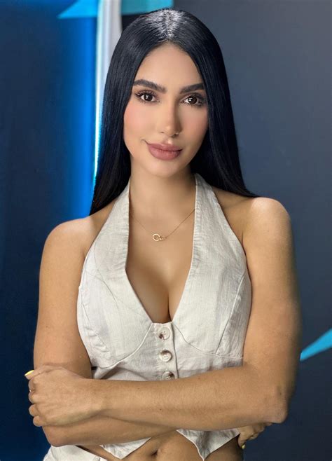 Vianey Frias - Vianey Frias added a new photo — in Denver, CO.