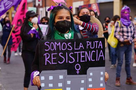 Prepárate para la onceava Marcha de las Putas en Puebla - Manatí