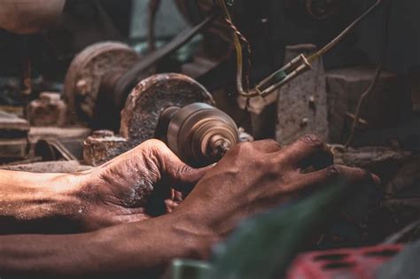 Labor vs Labour: What’s The Difference? | The Word Counter