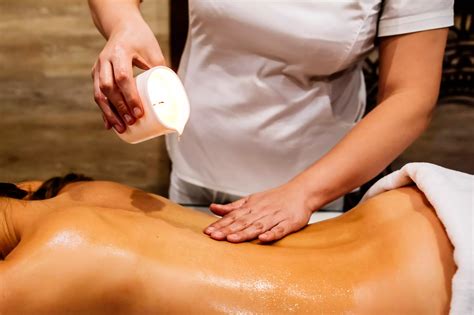 What Top Dermatologists Are Saying About The Power Of Sunlight Massage Image 4