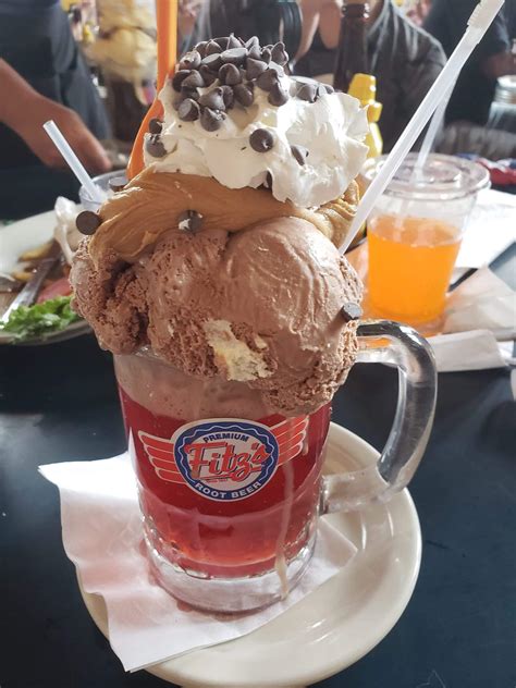 Amazing root beer float! : r/icecream