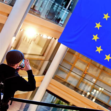ЕС запретил поставлять товары двойного назначения 9 компаниям из РФ ...