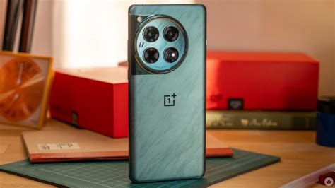 OnePlus 12, 12R pre-orders now live in Canada