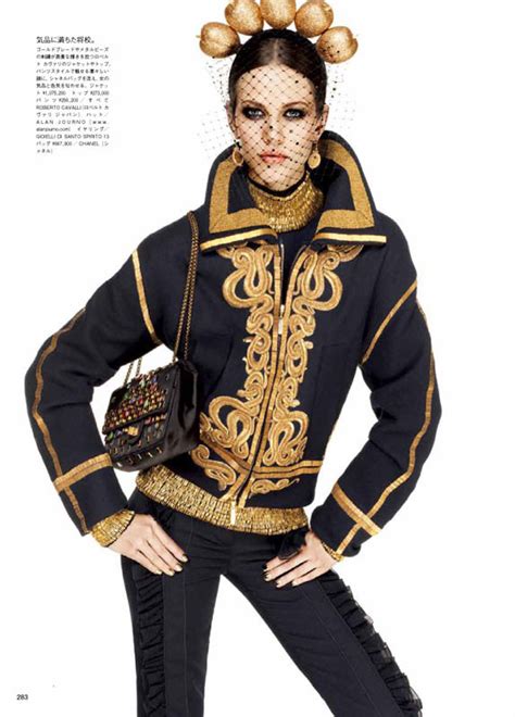 Съёмка: Эмелин Валад для Vogue — Look At Me