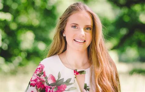 wallpaper summer face smile model hair cutie madde  mobile