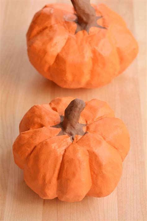 Paper Mache Pumpkins | How to Make a Paper Mache Pumpkin