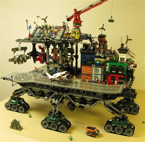 Удивительные и забавные поделки из Lego - 2 (100 фото)