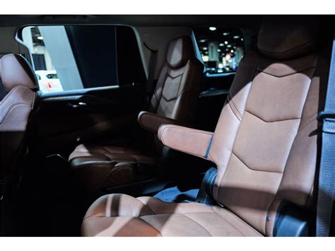 2020 Cadillac Escalade: 79 Interior Photos | U.S. News