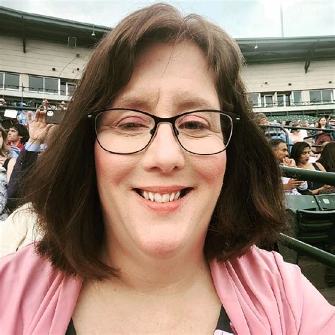 erin obrien independent support broker independent contractor