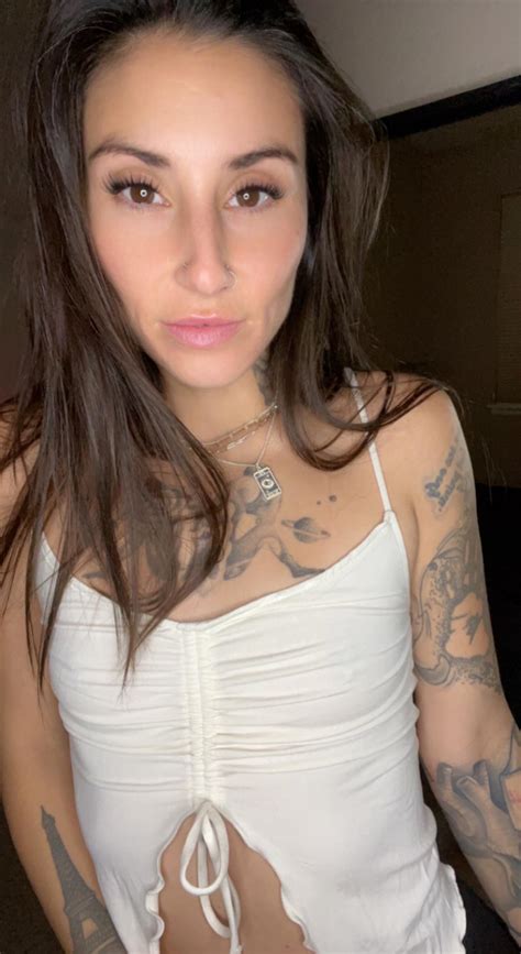Good morning sexy neighbors! : r/SFWNextDoorGirls