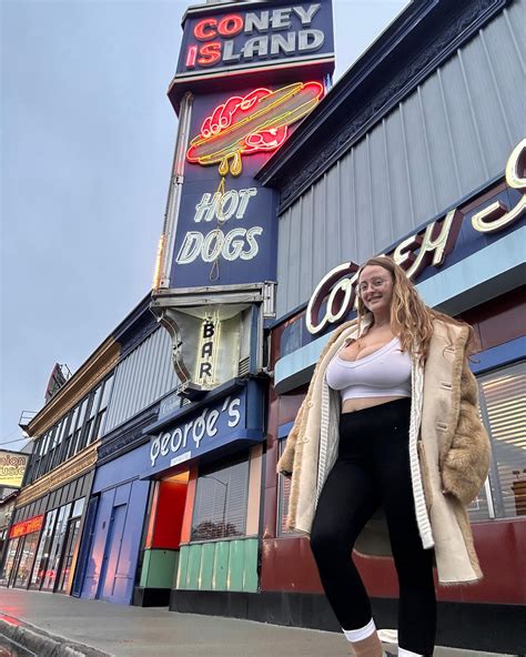 amelia_wet-angel | I just do it my way 🌞 | Instagram