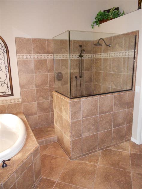 Corner Walk In Shower Dimensions at Hudson Rupe blog