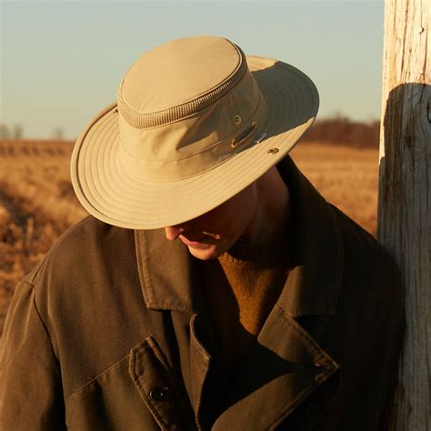Hats – Tilley Australia