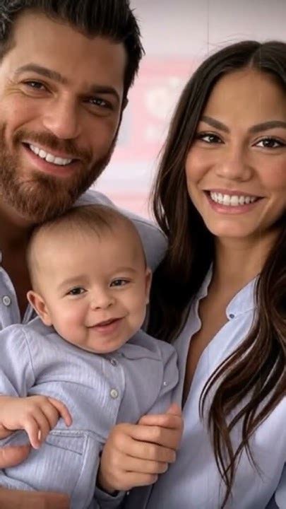 Can Yaman E Demet Tem Filhos - Ha llegado la primera foto familiar: Demet Özdemir y Can Yaman posan ...
