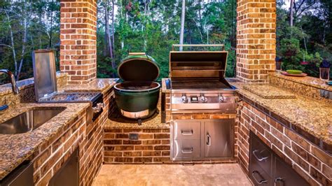 Outdoor Kitchen Griddle Ideas : 7 Amazing Outdoor Kitchen Designs And ...