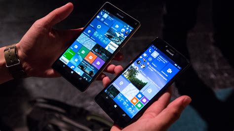 Lumia 950 And 950XL Hands-On: Hello Again, Windows Phone | Gizmodo ...