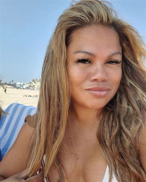 @maliadubuque | Hermosa Beach ⛱ Every day is Beach day! . . . . #