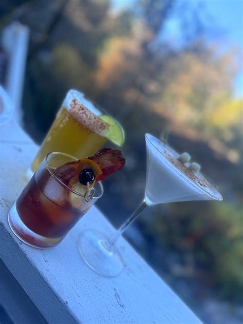 American & Mexican Cuisine | Deer Creek Bar & Grill