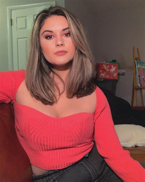 24F just went blonde for the first time ever :) | Scrolller