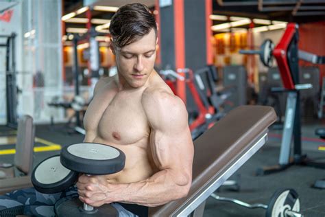 sfidn fits blog apakah  melatih otot bicep  tricep bersamaan