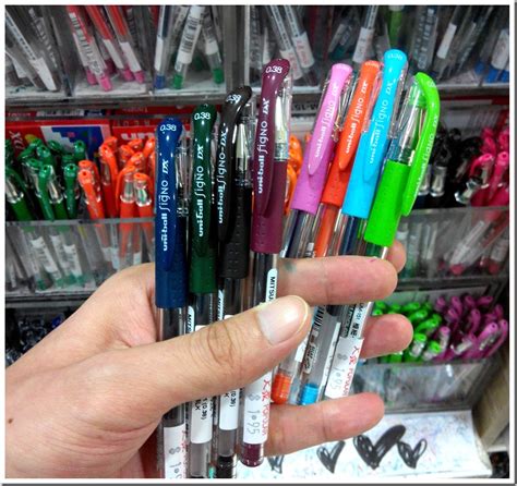 New sketching pens! Signo Uni-Ball Mitsubishi GEL 0.38