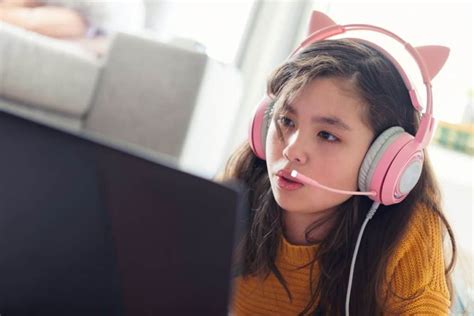 5 Most Comfortable Gaming Headsets – Ear Rockers