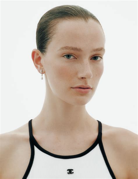 Los 5 maquillajes de verano que van a arrasar en 2025 (y uno te