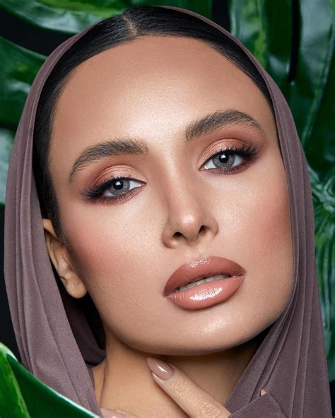 lens.me | Bella Diamond Mysterious color contact lenses are one of the