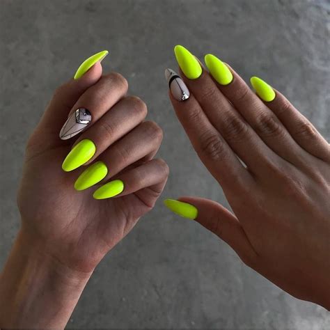 ИДЕИ ДИЗАЙНА НОГТЕЙ 💅 МАНИКЮР on Instagram: “1 2 3 4 ?Какая работа ...