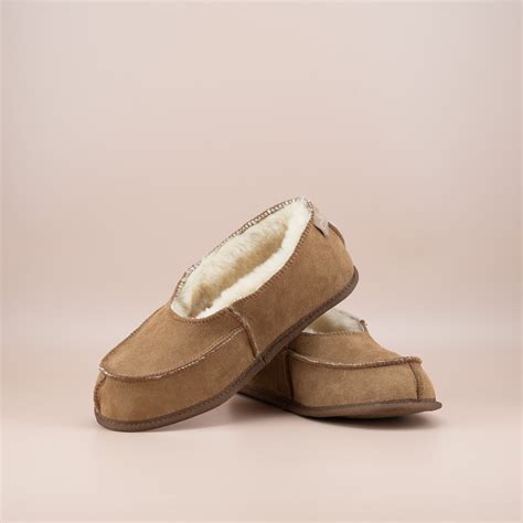 women ugg moccasins 4