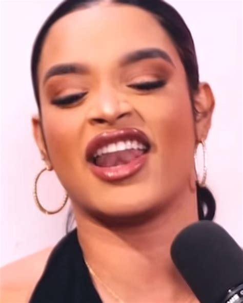 Crusita rompe el silencio y revela por qué la abandonó el papá de sus