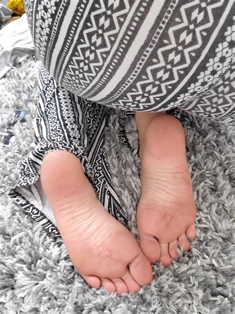 Arizona feet ready to be worshippedAre you the lucky one? | Scrolller