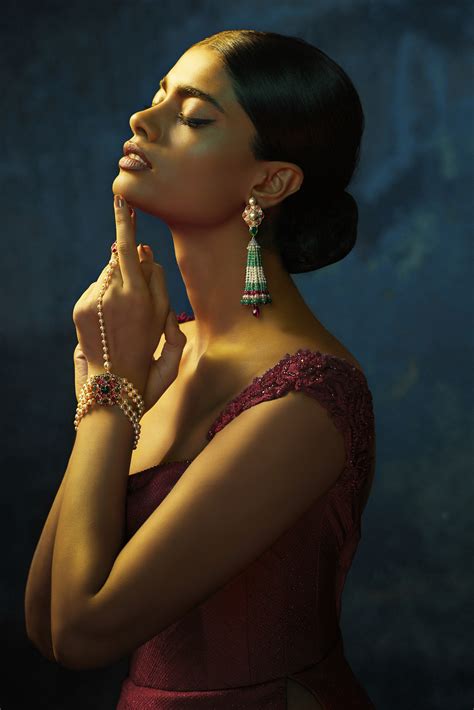 Archana Akil Kumar for Tarun Tahiliani - Silvoline : Aishwaryaaraiii