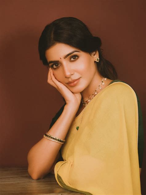 samantha ruth prabhus yellow kasavu saree  redefines soft glam