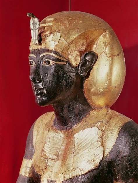 ka statue  tutankhamun egypt museum