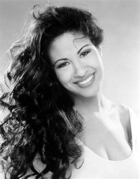 How Did Selena Quintanilla and Chris Perez Meet? | POPSUGAR Latina