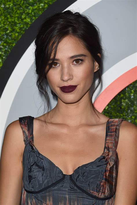 Kelsey Asbille - HawtCelebs