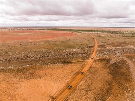 outback guide exploring  oodnadatta track  farina  alice