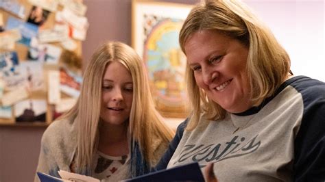 Somebody Somewhere Season 1 | Official Website for the HBO Series | HBO.com