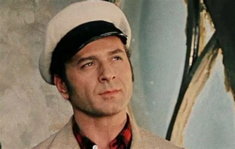 18 советских актеров и актрис, которые сыграли персонажей гораздо